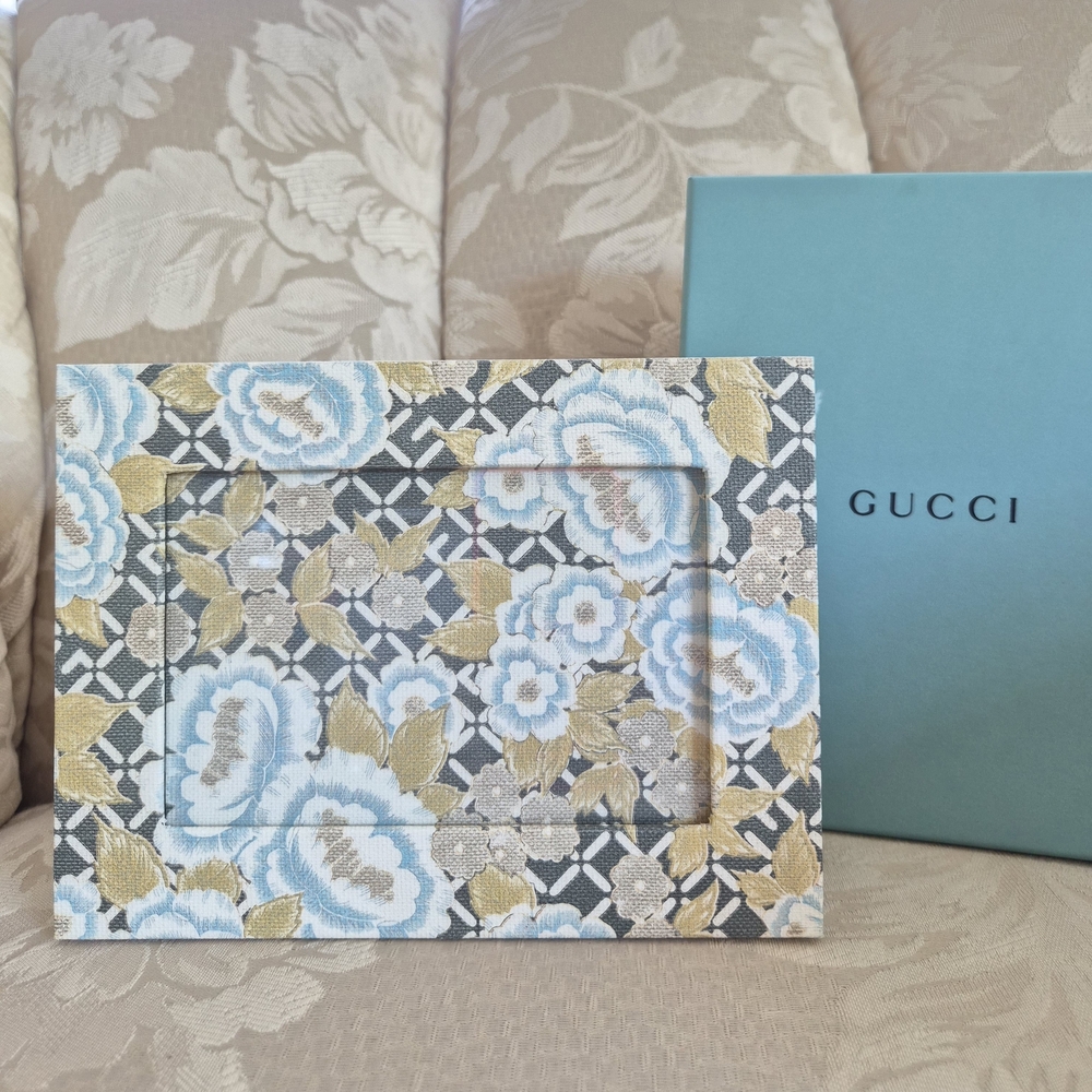 NEW Gucci VIP Gift Photo Frame - Liberty Flower - Rare